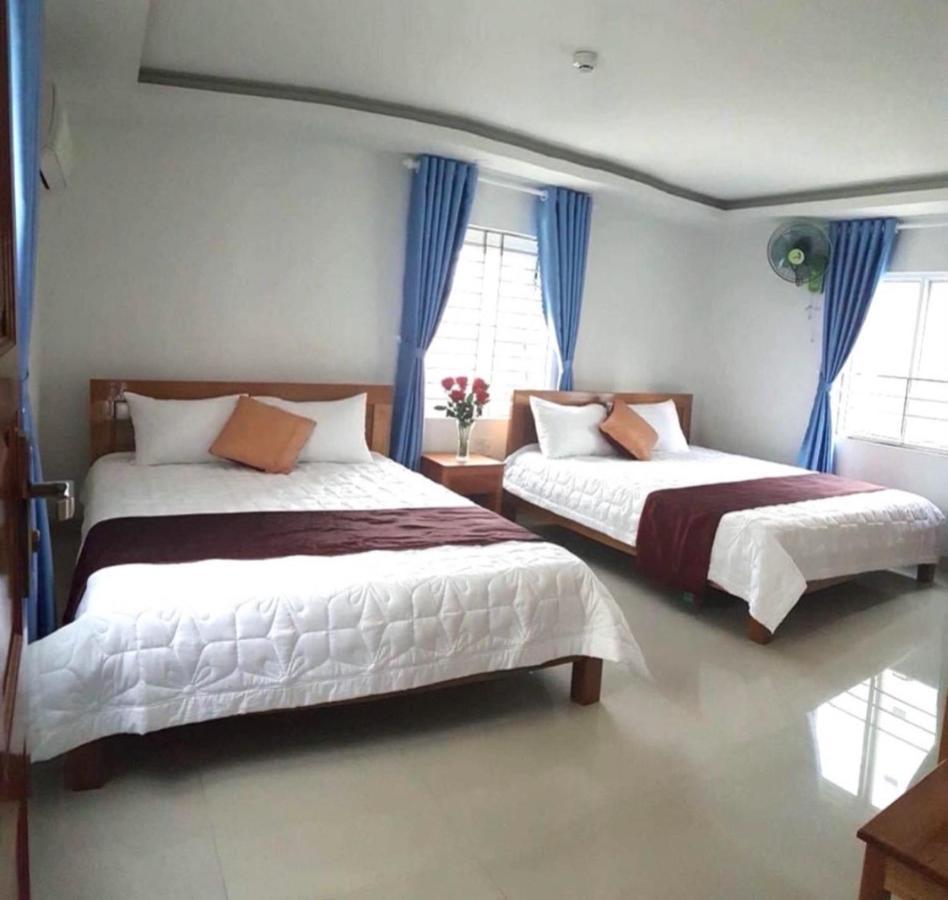 Hoa Anh Dao Hotel Da Nang Exterior photo